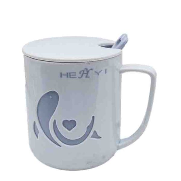 White 'HE YI' Whale Design Plastic Mug with Lid and Spoon